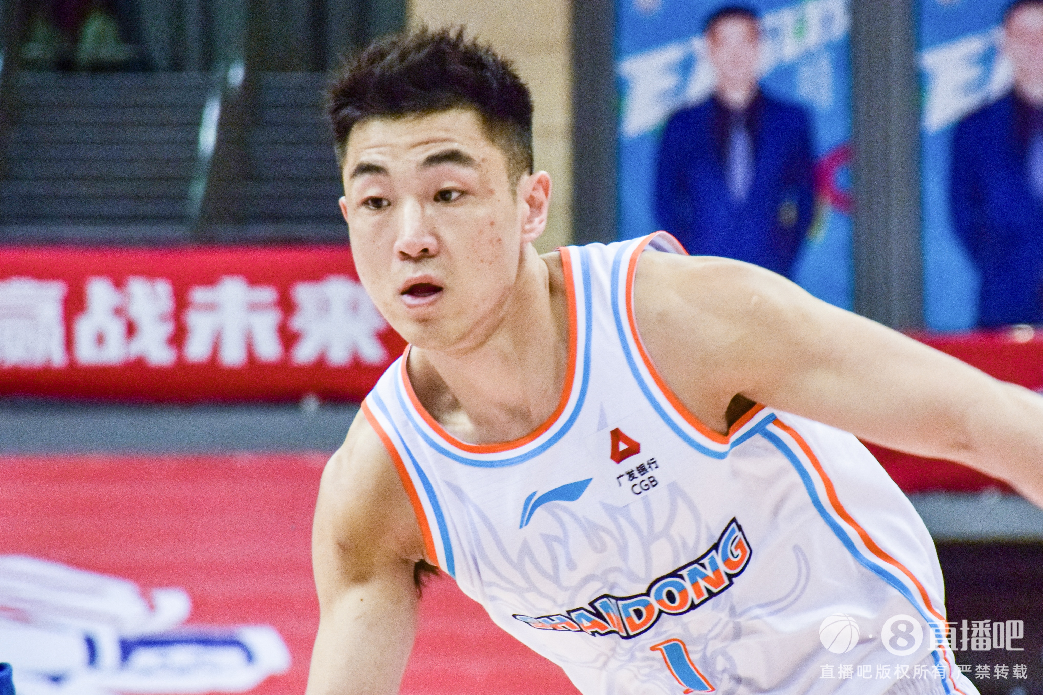 开云注册入口-关于转会期印第安纳步行者调整名单以备CBA常规赛，完成体检环节打磨，更衣室稳定，阵容厚度经受考验的信息